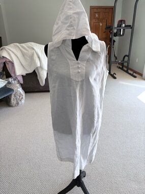 J. Jill White Linen Sleeveless Tunic with Hood